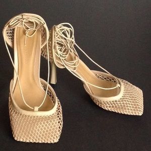Bottega Veneta Beige Heels